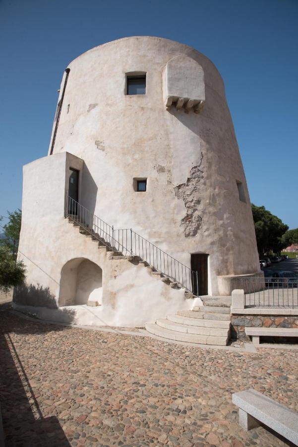 Appartement Loft Lungomare Vista Mare E Monti à Àrbatax Extérieur photo