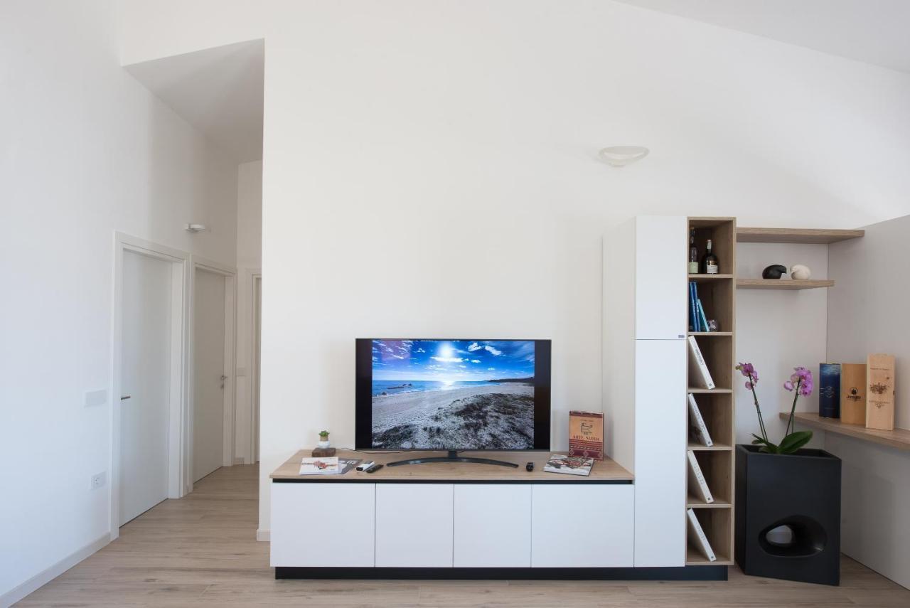 Appartement Loft Lungomare Vista Mare E Monti à Àrbatax Extérieur photo